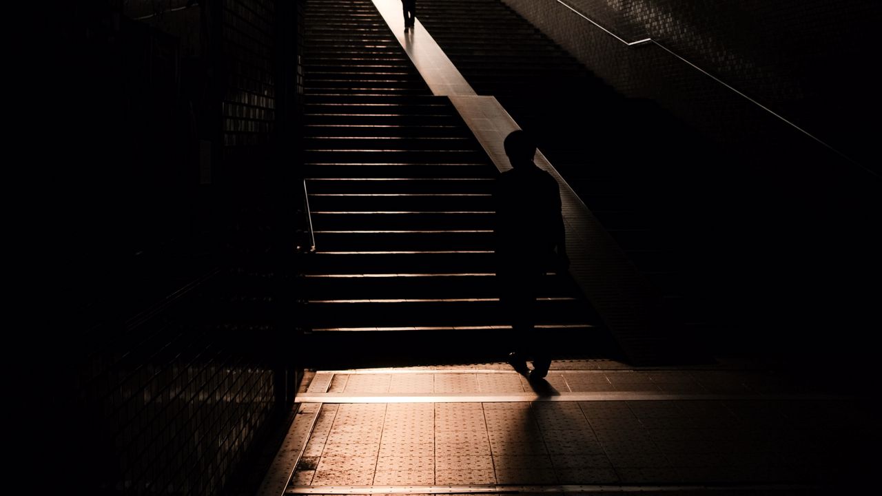 Wallpaper silhouette, man, stairs, dark