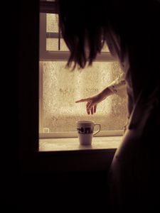 Preview wallpaper silhouette, mug, window, dark, wet