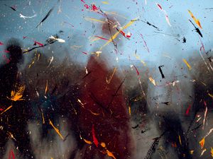 Preview wallpaper silhouette, paint, distortion, splashes, blur