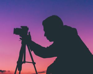 Preview wallpaper silhouette, photographer, person, camera, sunset