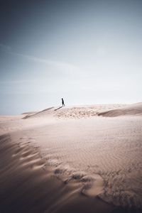 Preview wallpaper silhouette, sand, solitude