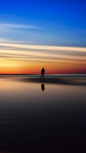 Preview wallpaper silhouette, sea, evening, horizon