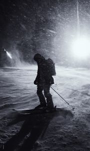 Preview wallpaper silhouette, skier, skiing, snow, night