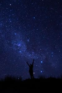 Preview wallpaper silhouette, starry sky, night, dark