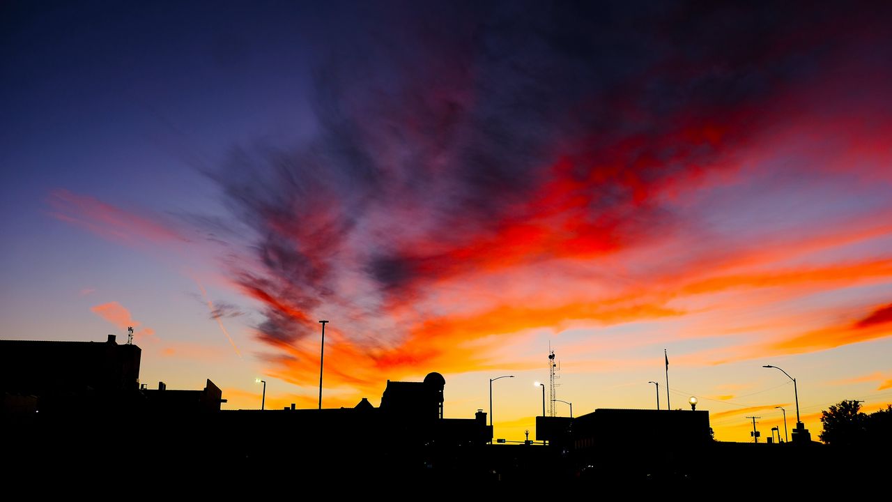 Wallpaper silhouettes, city, buildings, clouds, colorful, sunset, sky, dark