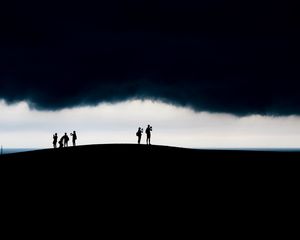 Preview wallpaper silhouettes, clouds, dark, sky