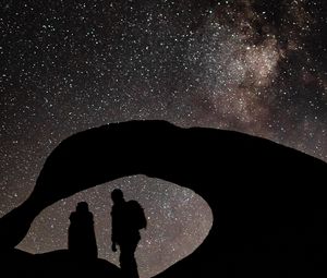 Preview wallpaper silhouettes, couple, stars, night, dark