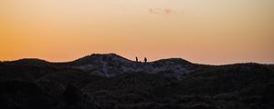 Preview wallpaper silhouettes, hill, horizon, sunset