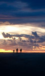 Preview wallpaper silhouettes, horizon, sunset, clouds, saint-jean-cap-ferrat, france