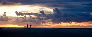 Preview wallpaper silhouettes, horizon, sunset, clouds, saint-jean-cap-ferrat, france