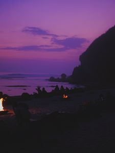 Preview wallpaper silhouettes, shore, beach, sunset, recreation, indonesia