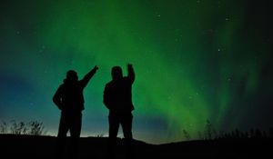 Preview wallpaper silhouettes, starry sky, night