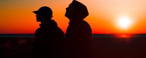 Preview wallpaper silhouettes, sunset, night, sky