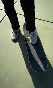 Preview wallpaper skate, legs, sneakers, pants, style