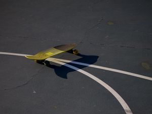 Preview wallpaper skate, playground, shadow