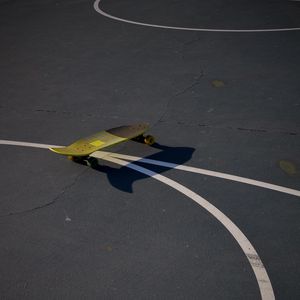 Preview wallpaper skate, playground, shadow