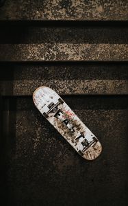 Preview wallpaper skateboard, ladder, wheels, dirty