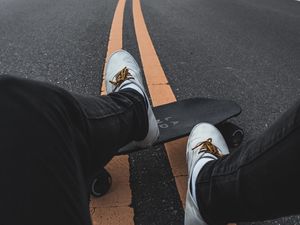 Preview wallpaper skateboard, legs, asphalt, marking