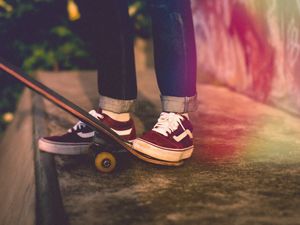 Preview wallpaper skateboard, legs, sneakers, hobby