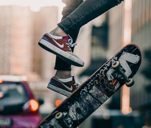 Preview wallpaper skateboard, legs, sneakers, street, rays