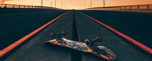 Preview wallpaper skateboard, road, marking, sky