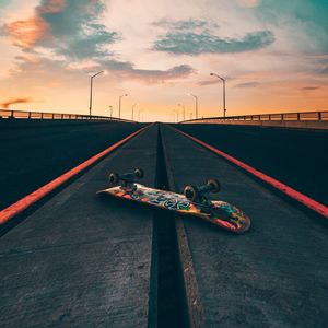 Preview wallpaper skateboard, road, marking, sky