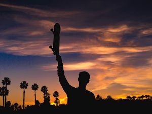 Preview wallpaper skateboard, silhouette, night