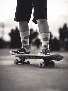 Preview wallpaper skateboard, skate, legs, skater, black and white