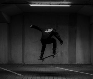Preview wallpaper skateboard, skate, skater, trick, black and white, black