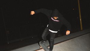 Preview wallpaper skateboard, skate, skater, trick, dark