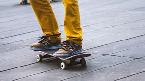 Preview wallpaper skateboard, sneakers, legs