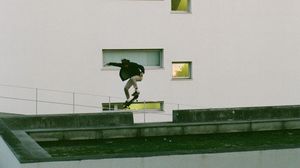 Preview wallpaper skateboarder, jump, trick, skate, skateboard, extreme