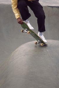 Preview wallpaper skater, skateboard, skate, trick, extreme