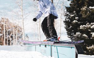 Preview wallpaper skier, ski, stunt, extreme, sport
