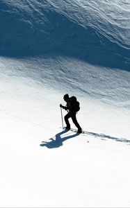 Preview wallpaper skier, snow, climb, winter, sport