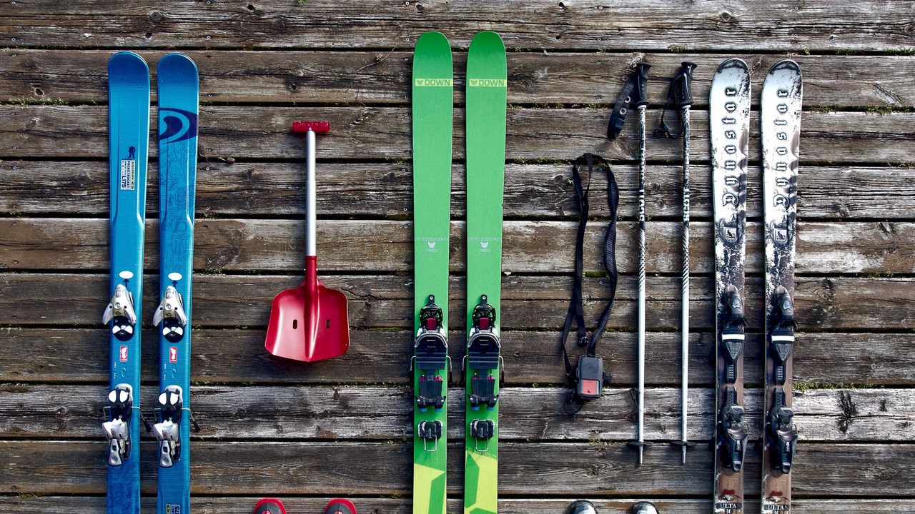 Wallpaper skis, equipment, boots
