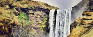 Preview wallpaper skogafoss, waterfall, iceland, people, landscape