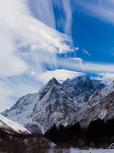 Preview wallpaper sky, blue, clouds, lungs, mountains, greatness, snow-covered, tops, contrast