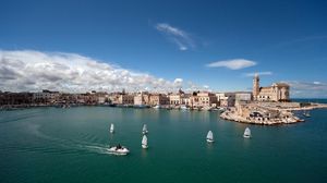 Preview wallpaper sky, buildings, architecture, home, water, boats