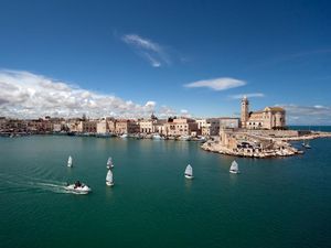 Preview wallpaper sky, buildings, architecture, home, water, boats