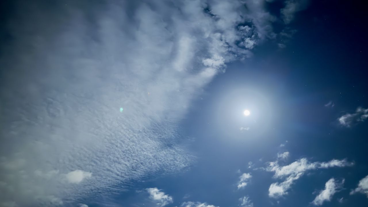 Wallpaper sky, clouds, blue, halo, sun