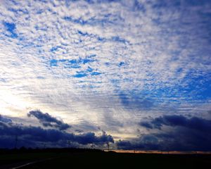 Preview wallpaper sky, clouds, evening