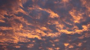 Preview wallpaper sky, clouds, evening, pink, yellow, atmospheric