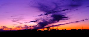 Preview wallpaper sky, clouds, horizon, houses, blue, pink, orange