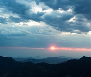 Preview wallpaper sky, clouds, mountains