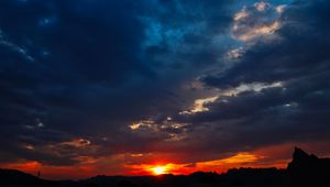 Preview wallpaper sky, clouds, sunset, horizon