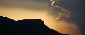 Preview wallpaper sky, evening, clouds, mountains