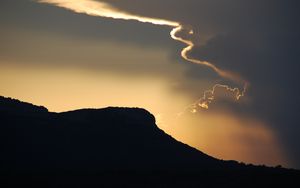 Preview wallpaper sky, evening, clouds, mountains