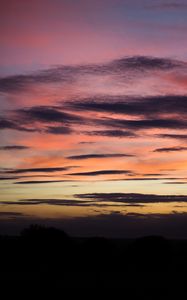 Preview wallpaper sky, horizon, twilight, dark, clouds, outlines