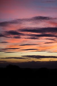 Preview wallpaper sky, horizon, twilight, dark, clouds, outlines